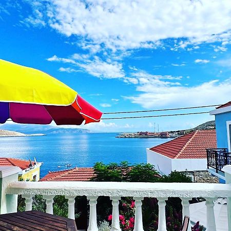 Roulas Apartments Chalki Town Esterno foto