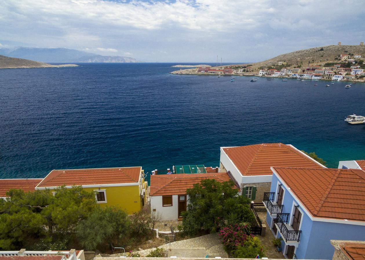 Roulas Apartments Chalki Town Esterno foto